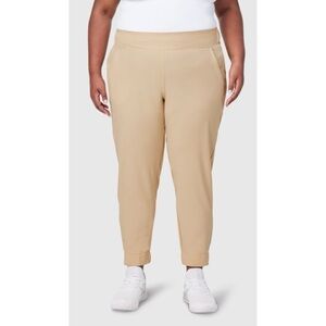 FWD Core Stretch Woven Pant Beige